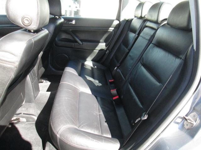 2004 Volkswagen Passat King Cab 4WD