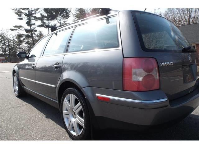 2005 Volkswagen Passat 4dr 112 WB AWD