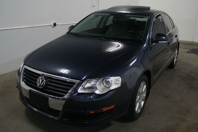 2006 Volkswagen Passat 4DR SDN LE V6 AT