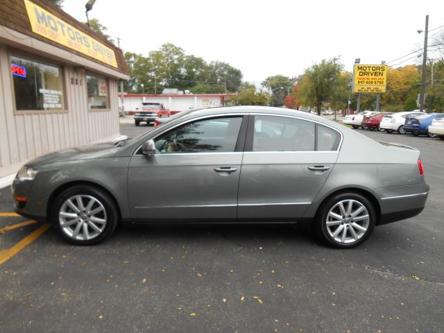 2006 Volkswagen Passat 4dr Sdn GS Plus