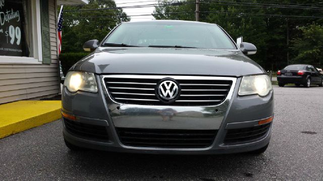 2006 Volkswagen Passat 4DR SDN LE V6 AT