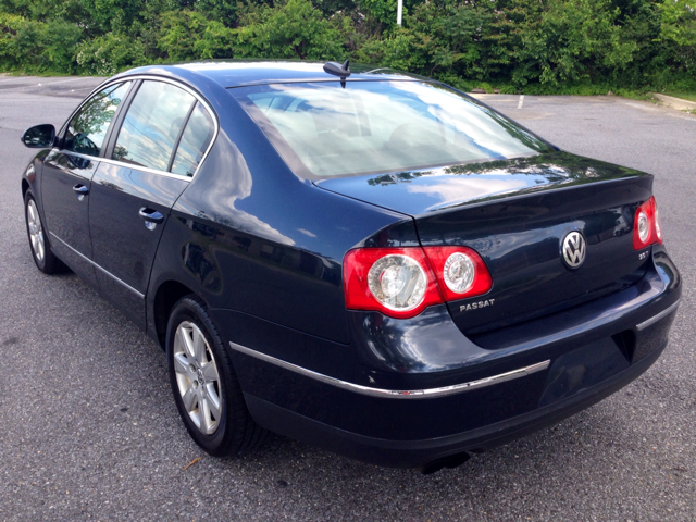 2006 Volkswagen Passat Wagon SE
