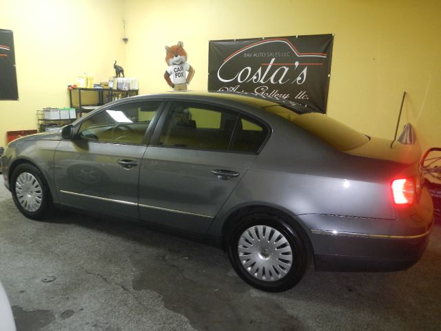 2006 Volkswagen Passat 4DR SDN LE V6 AT