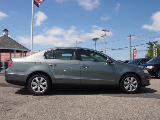 2006 Volkswagen Passat 4DR SDN LE V6 AT