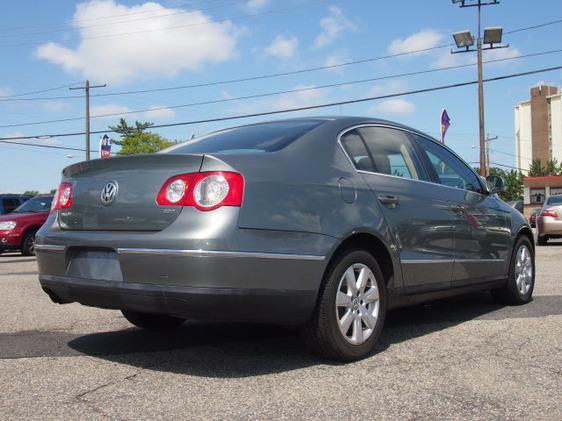 2006 Volkswagen Passat 4DR SDN LE V6 AT