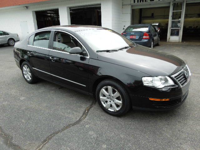 2006 Volkswagen Passat 4dr Sdn I4 Auto XLE
