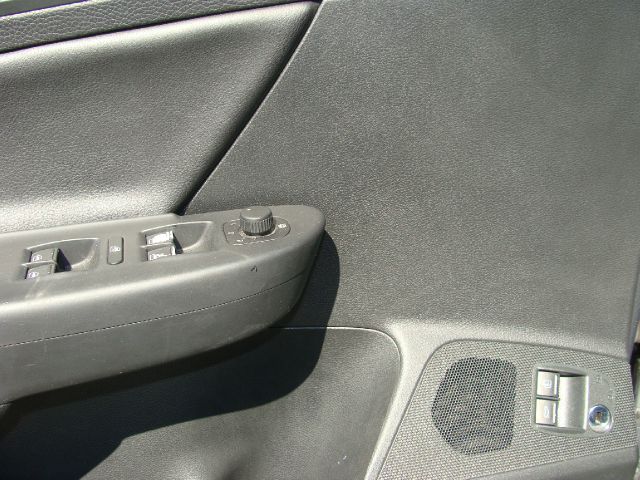2006 Volkswagen Passat XLT Universal Conversion Van