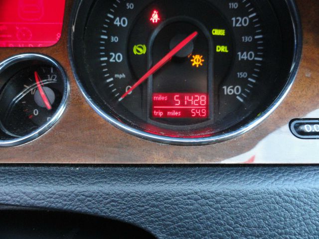 2006 Volkswagen Passat 4dr Sdn Touring Signature RWD Sedan