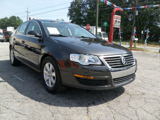 2006 Volkswagen Passat 4DR SDN LE V6 AT