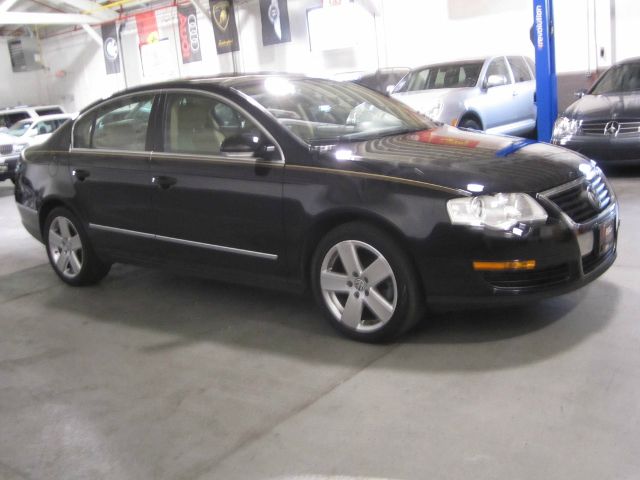2006 Volkswagen Passat 4DR SDN LE V6 AT