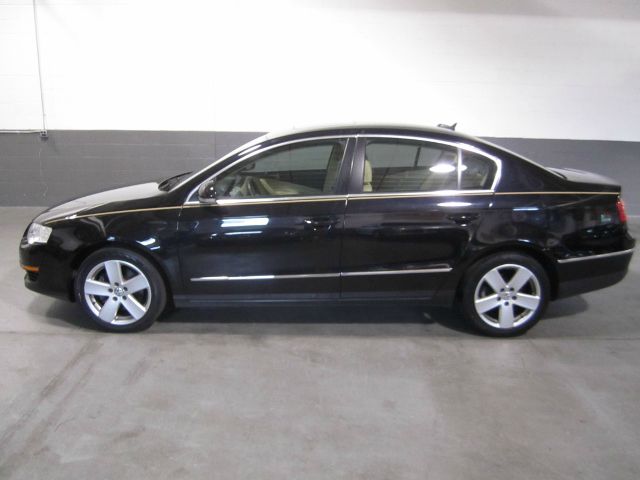2006 Volkswagen Passat 4DR SDN LE V6 AT