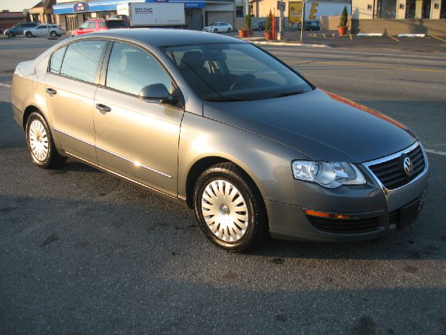 2006 Volkswagen Passat 4DR SDN LE V6 AT