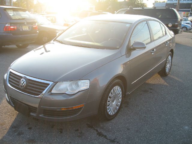 2006 Volkswagen Passat 4DR SDN LE V6 AT