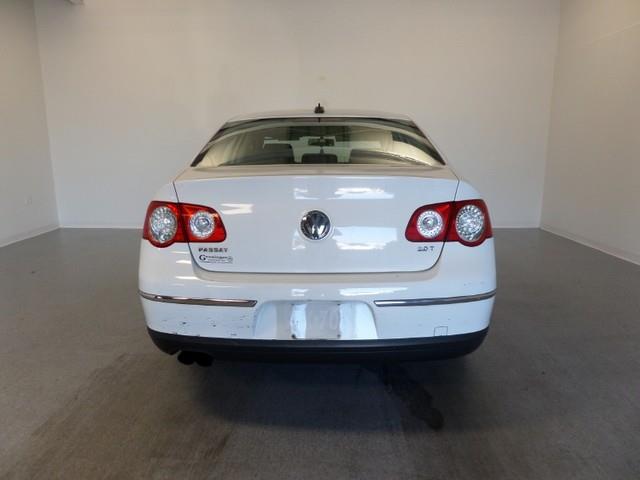 2006 Volkswagen Passat 4DR SDN LE V6 AT