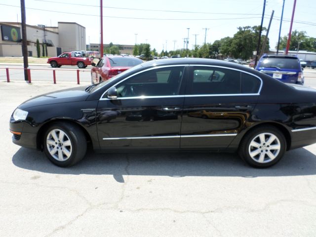 2006 Volkswagen Passat 4DR SDN LE V6 AT