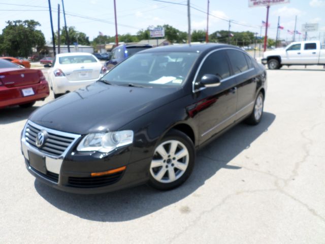 2006 Volkswagen Passat 4DR SDN LE V6 AT