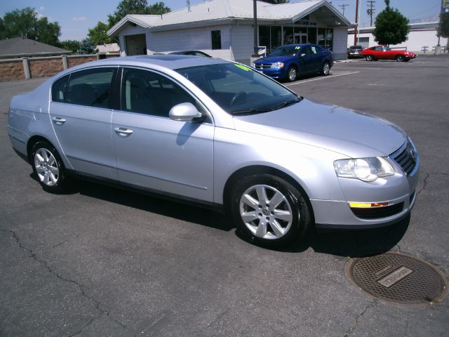 2006 Volkswagen Passat 4DR SDN LE V6 AT