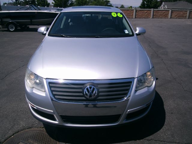 2006 Volkswagen Passat 4DR SDN LE V6 AT