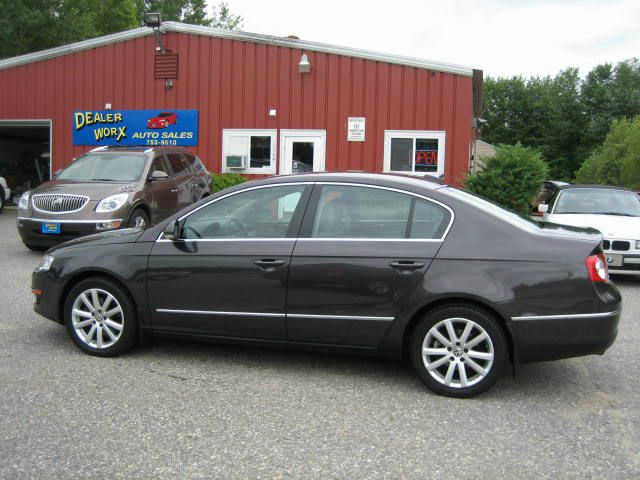 2006 Volkswagen Passat 4dr Sdn GS Plus
