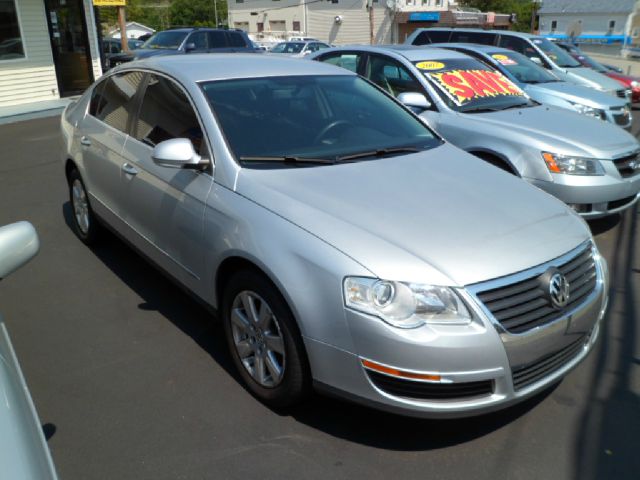 2006 Volkswagen Passat 4DR SDN LE V6 AT