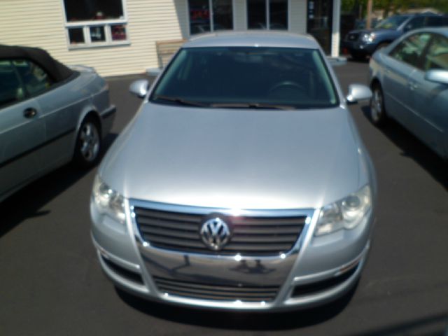 2006 Volkswagen Passat 4DR SDN LE V6 AT