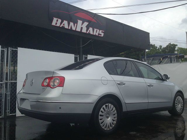 2007 Volkswagen Passat Hatchback II