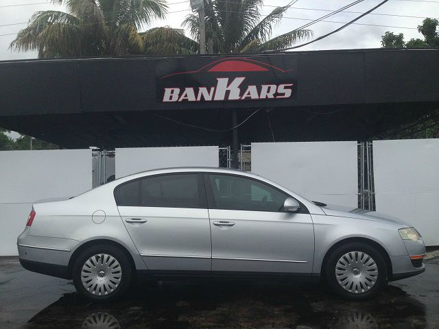 2007 Volkswagen Passat Hatchback II