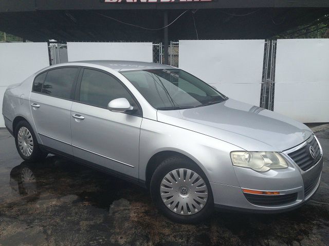 2007 Volkswagen Passat Hatchback II