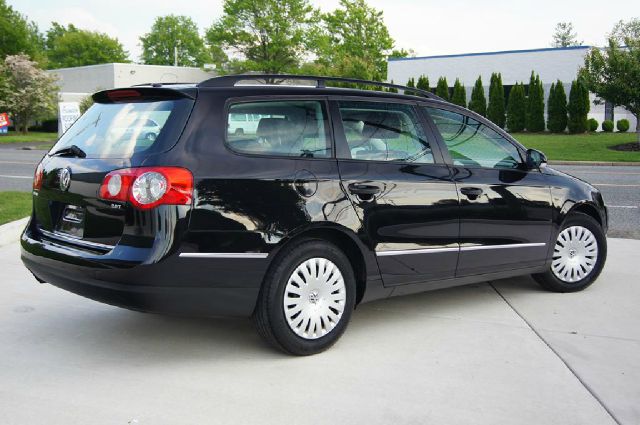 2007 Volkswagen Passat 29