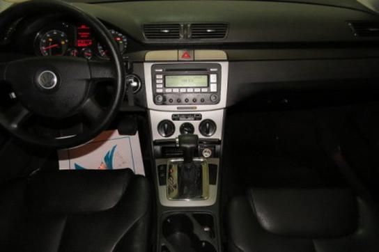 2007 Volkswagen Passat 535xi Sedan AWD