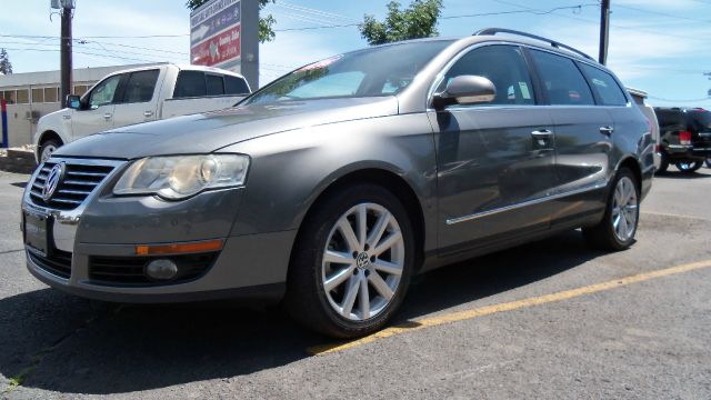 2007 Volkswagen Passat X 4x4 6 Cyl