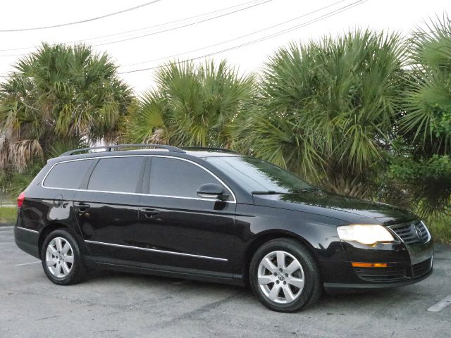 2007 Volkswagen Passat AWD, Ground Effects