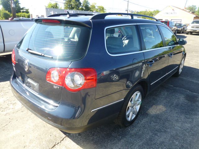 2007 Volkswagen Passat Base