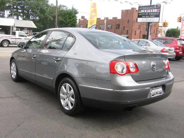 2007 Volkswagen Passat Unknown