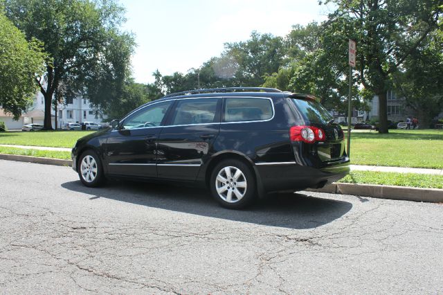 2007 Volkswagen Passat Base