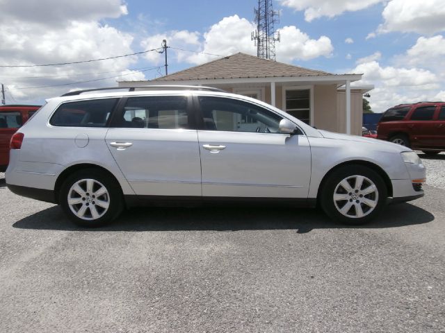 2007 Volkswagen Passat Base
