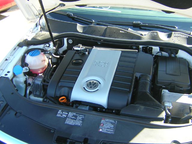 2008 Volkswagen Passat 4x4 LTZ