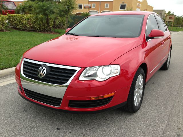 2008 Volkswagen Passat Series 4