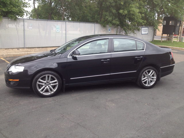 2008 Volkswagen Passat D/L