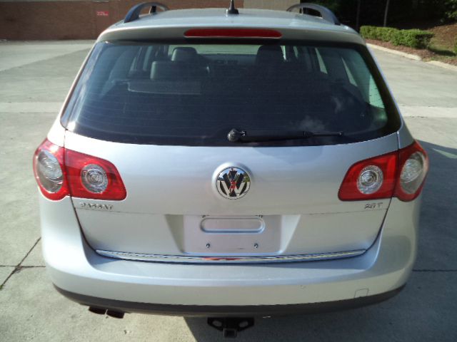 2008 Volkswagen Passat 29