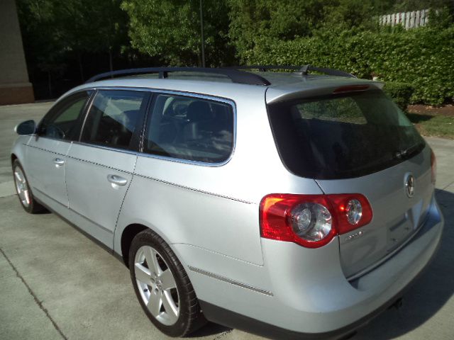 2008 Volkswagen Passat 29