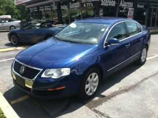 2008 Volkswagen Passat Series 4