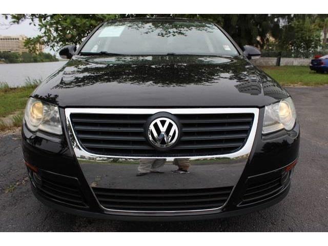 2009 Volkswagen Passat 4x4 LTZ