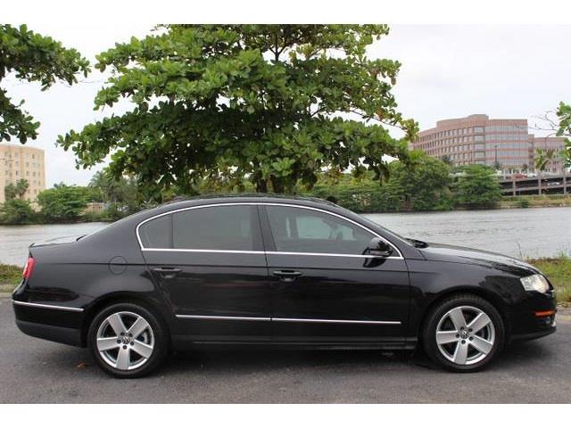 2009 Volkswagen Passat 4x4 LTZ