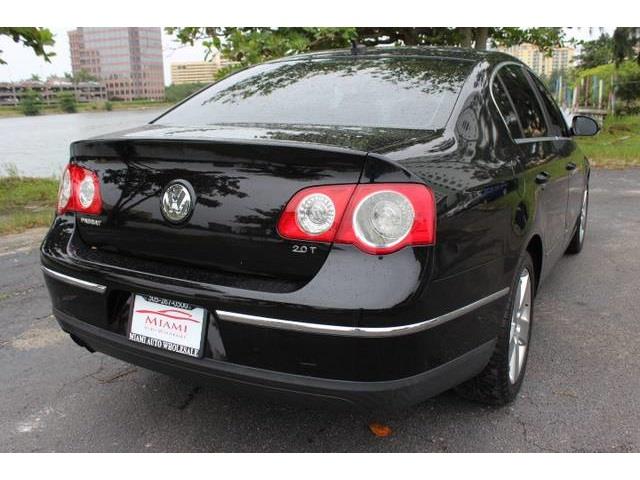 2009 Volkswagen Passat 4x4 LTZ