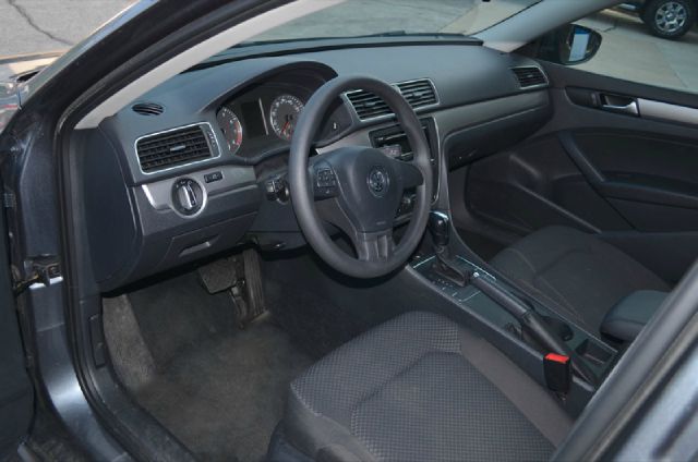 2012 Volkswagen Passat Eddie Baurer - Liquidator