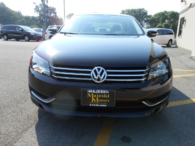 2013 Volkswagen Passat XLT Xcab5.4
