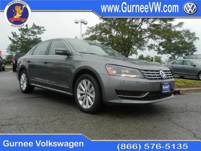 2013 Volkswagen Passat 330i Sport Navigation
