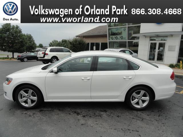 2013 Volkswagen Passat SE