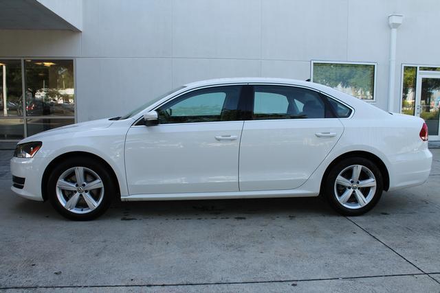 2013 Volkswagen Passat LX Convertible